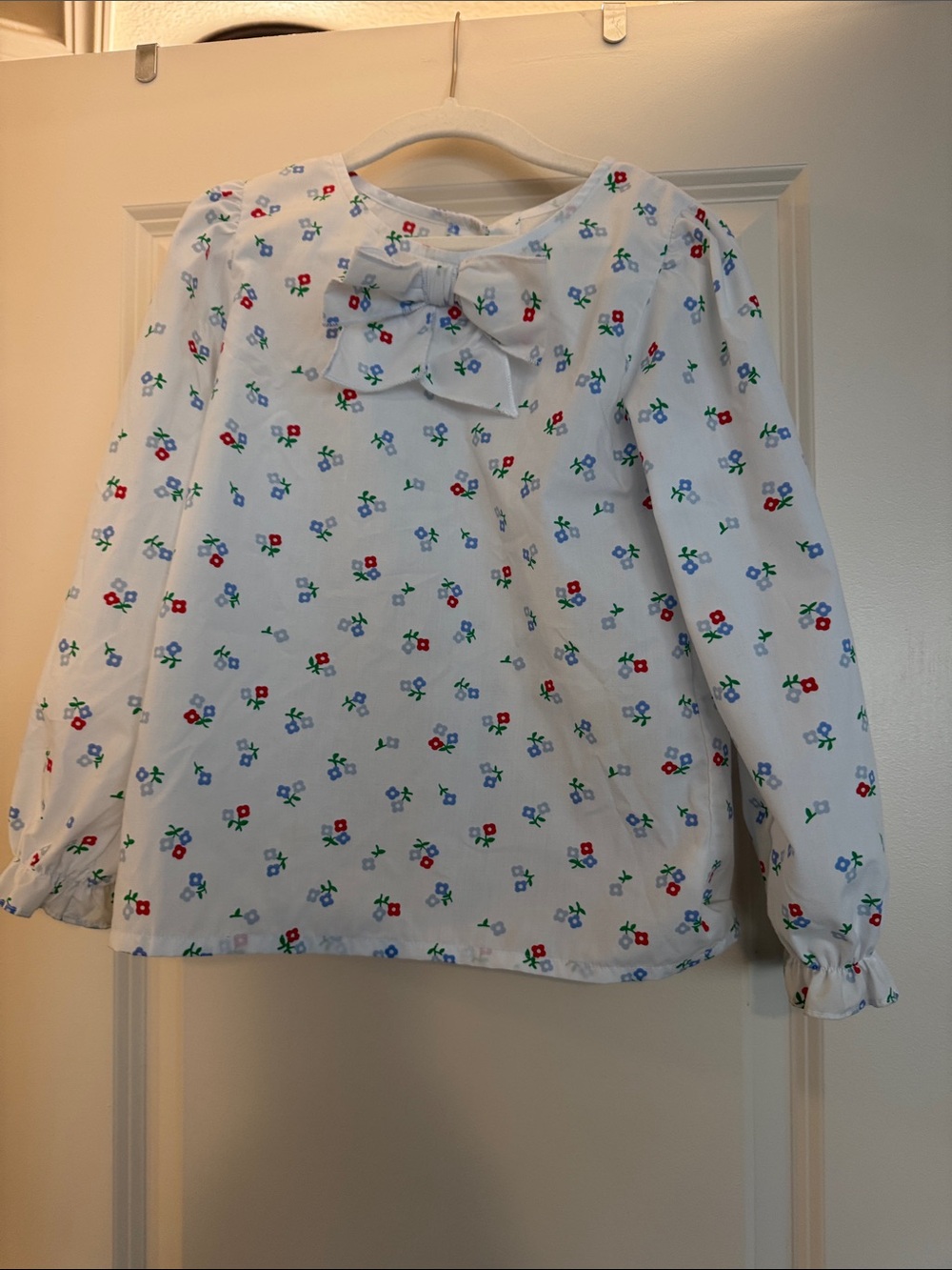 The Beaufort Bonnet Company White Long-Sleeve Floral Bow Blouse